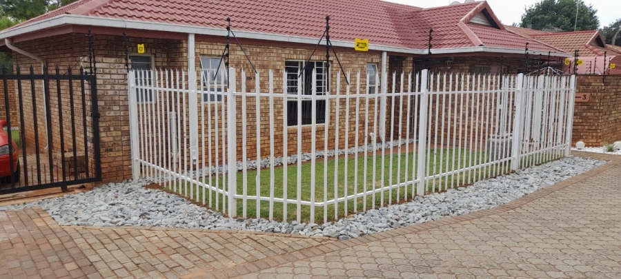 3 Bedroom Property for Sale in Adamayview North West